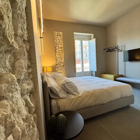 Vittoria 61 Guest house